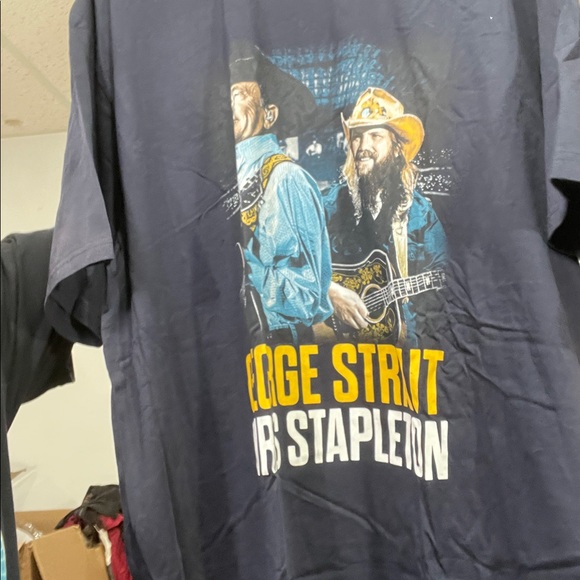 George Strait - Picture 1 of 1